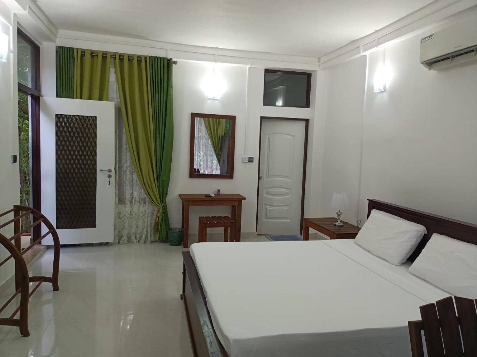 Spice Village Hotel & Restaurant Habarana Exterior photo